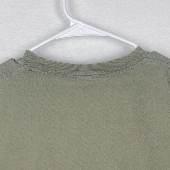 Disney Graphic Shirt Adult Large Gray Green Short Sleeve Crewneck Pullover - Picture 4 of 9